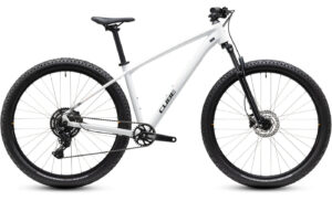 Cube Aim ONE - 27.5/29 Zoll 9K Diamant - metallicwhite´n´black
