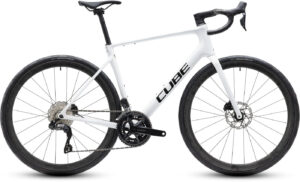 Cube Attain C:62 SLX - 28 Zoll 24K Diamant - metallicwhite´n´black